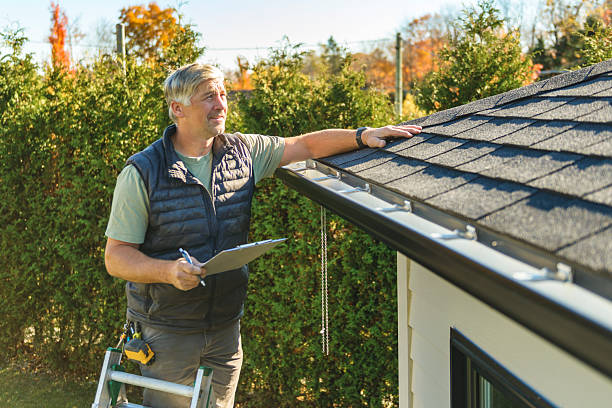Professional Metal Roofing technician working in Corbett, OR